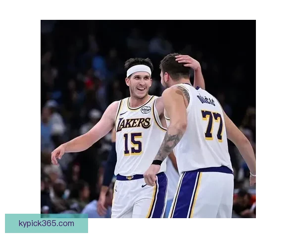 湖人再遭打击 里夫斯接受肋骨和侧腹影像检查 出战与否待定